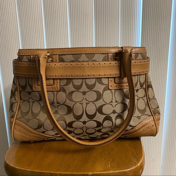 Caramel Brown Coach Bag - Picture 2 of 4